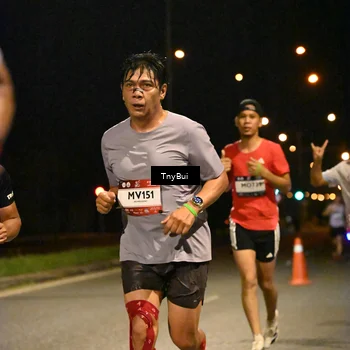 Runner Photo 7721658