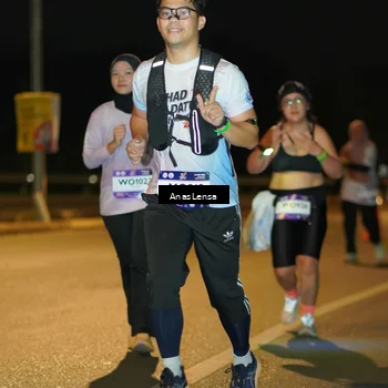 Runner Photo 7721675