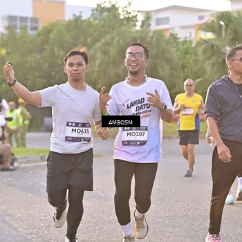 Runner Photo 7721690