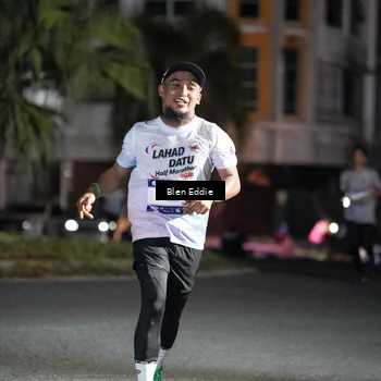Runner Photo 7721691