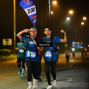 Runner Photo 7721700