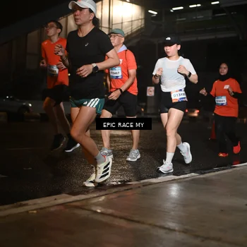 Runner Photo 7721707