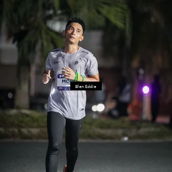 Runner Photo 7721713