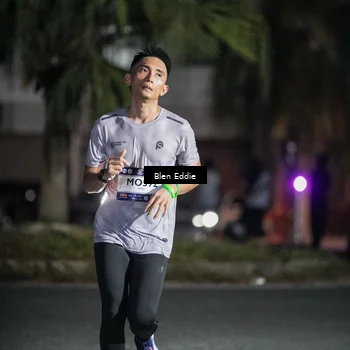 Runner Photo 7721725