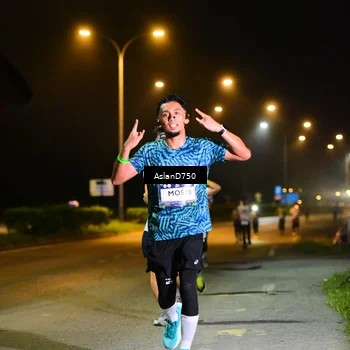 Runner Photo 7721732