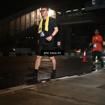 Runner Photo 7721741