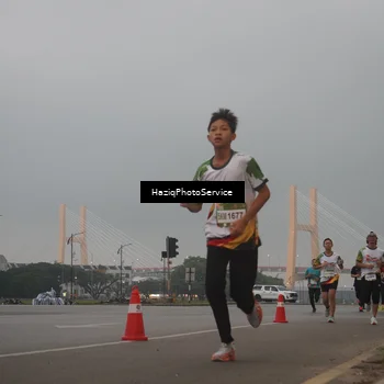 Runner Photo 7721742