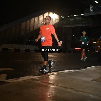 Runner Photo 7721760