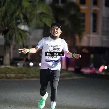 Runner Photo 7721772