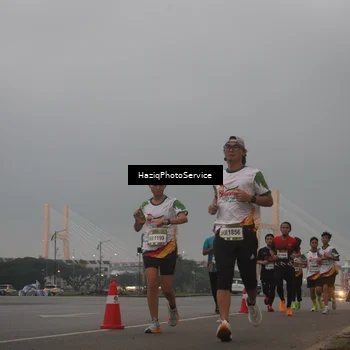 Runner Photo 7721788