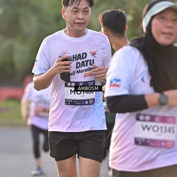 Runner Photo 7721789