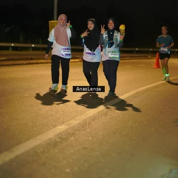 Runner Photo 7721792