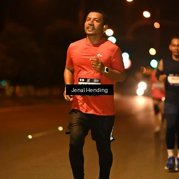 Runner Photo 7721797