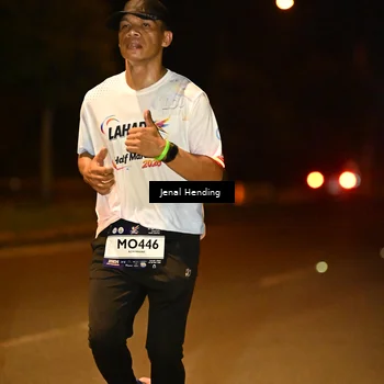 Runner Photo 7721809