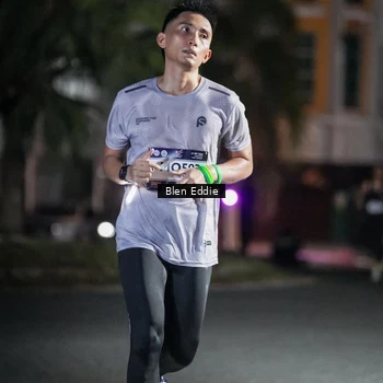 Runner Photo 7721819