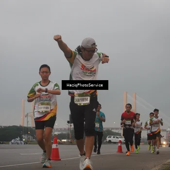 Runner Photo 7721827