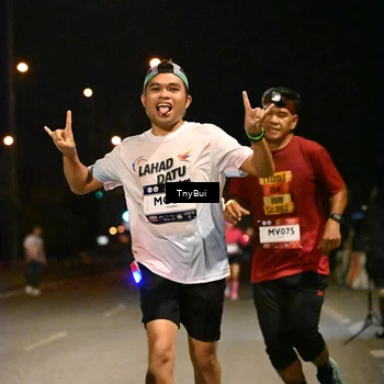 Runner Photo 7721832