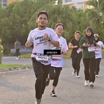 Runner Photo 7721835