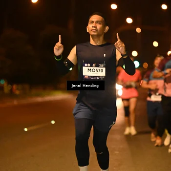 Runner Photo 7721848