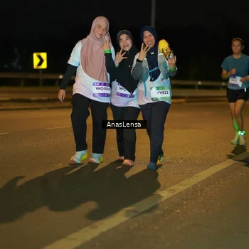 Runner Photo 7721864