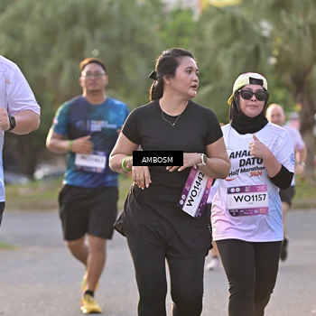 Runner Photo 7721872