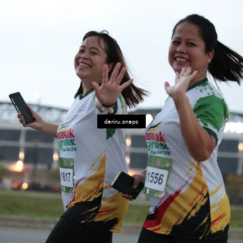 Runner Photo 7721873