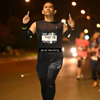 Runner Photo 7721915