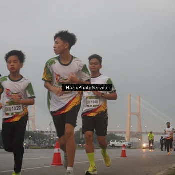 Runner Photo 7721919