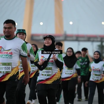 Runner Photo 7721925