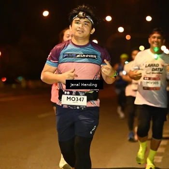 Runner Photo 7721944