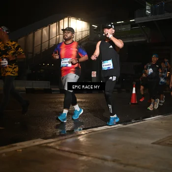 Runner Photo 7721946