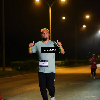 Runner Photo 7721953