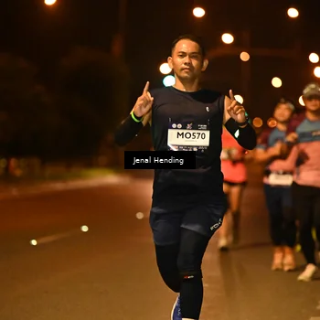 Runner Photo 7721962