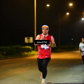 Runner Photo 7721968