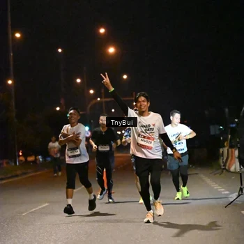 Runner Photo 7721980