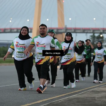 Runner Photo 7721991