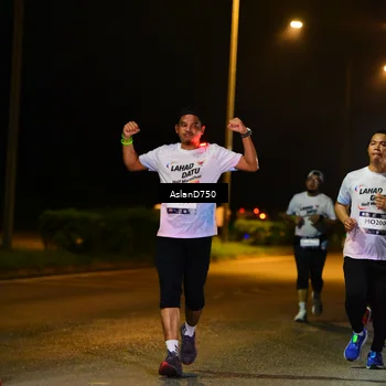 Runner Photo 7722014
