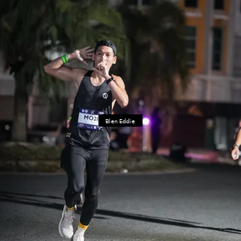 Runner Photo 7722037