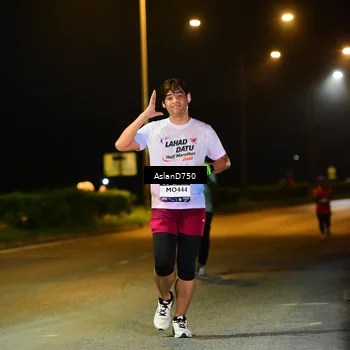 Runner Photo 7722058