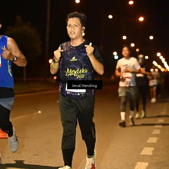 Runner Photo 7722067