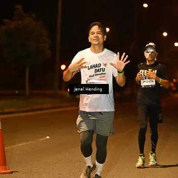 Runner Photo 7722076