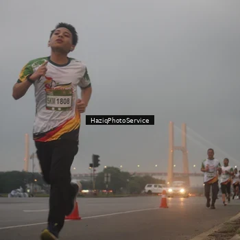 Runner Photo 7722085