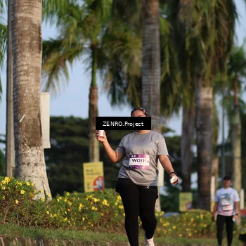 Runner Photo 7722086