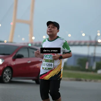 Runner Photo 7722122