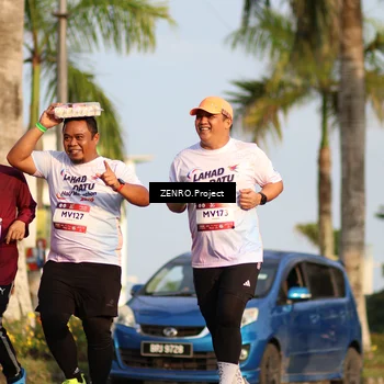 Runner Photo 7722140