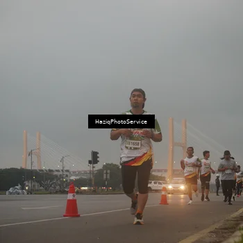Runner Photo 7722150