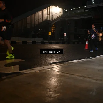 Runner Photo 7722152