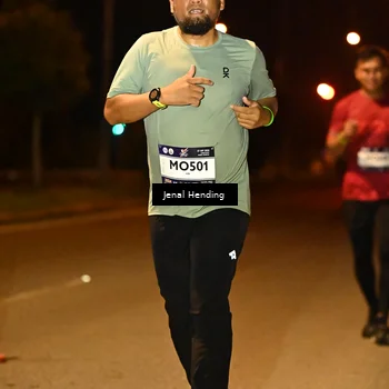 Runner Photo 7722177