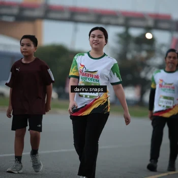 Runner Photo 7722181
