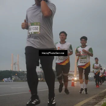 Runner Photo 7722199